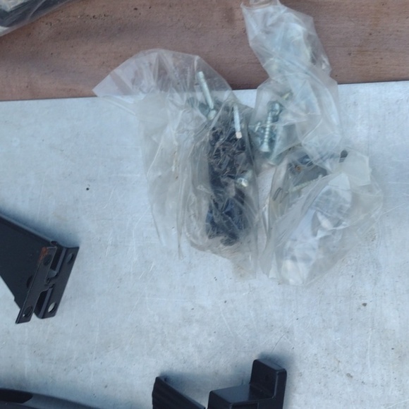 Black Door Closer Kit NWT - Picture 3 of 4